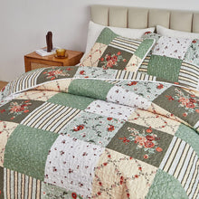 Load image into Gallery viewer, Green & Beige Floral Patchwork 3 Piece Bedding Quilt Set