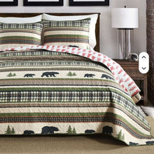 Load image into Gallery viewer, Forest Green Bear Cabin Bedding Quilt Set