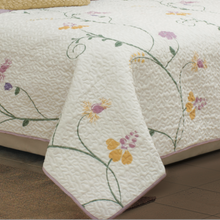 Load image into Gallery viewer, Pink & Yellow Floral 3 Piece Bedding Quilt Set