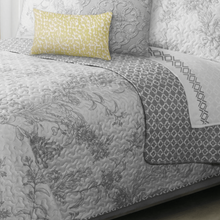 Load image into Gallery viewer, Transitions Grey Reversible 3 Piece Bedding Quilt Set