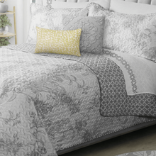 Load image into Gallery viewer, Transitions Grey Reversible 3 Piece Bedding Quilt Set
