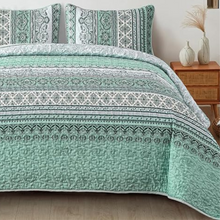 Load image into Gallery viewer, Bohemian Green Reversible 3 Piece Bedding Quilt Set