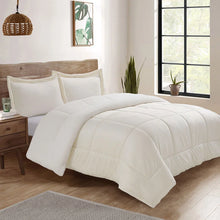 Load image into Gallery viewer, Ivory Reversible Sherpa 3 Piece Comforter Set