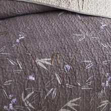 Load image into Gallery viewer, Botanical Black Leaves Reversible 3 Piece Bedding Quilt Set