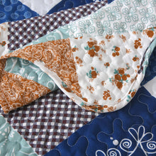 Load image into Gallery viewer, Blue & Beige Floral Patchwork 3 Piece Bedding Quilt Set