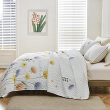 Load image into Gallery viewer, Blue & Yellow Floral 3 Piece Bedding Quilt Set