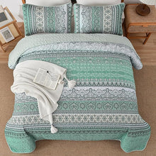 Load image into Gallery viewer, Bohemian Green Reversible 3 Piece Bedding Quilt Set