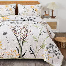 Load image into Gallery viewer, Country Rustic Floral 3 Piece Reversible Quilt Set
