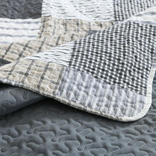 Load image into Gallery viewer, Grey Plaid Patchwork 3 Piece Bedding Quilt Set