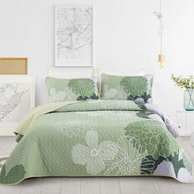 Load image into Gallery viewer, Sage Green Bohemian Floral 3 Piece Bedding Quilt Set