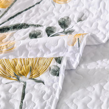 Load image into Gallery viewer, Yellow Floral 3 Piece Bedding Quilt Set