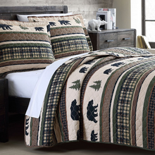 Load image into Gallery viewer, Forest Green Bear Cabin Bedding Quilt Set