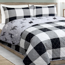 Load image into Gallery viewer, Buffalo Plaid Deer Reversible 3 Piece Bedding Quilt Set
