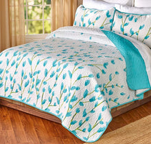 Load image into Gallery viewer, Teal Floral 3 Piece Bedding Quilt Set
