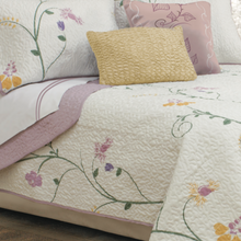 Load image into Gallery viewer, Pink &amp; Yellow Floral 3 Piece Bedding Quilt Set
