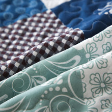 Load image into Gallery viewer, Blue &amp; Beige Floral Patchwork 3 Piece Bedding Quilt Set
