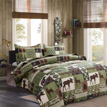 Load image into Gallery viewer, Lodge Moose &amp; Deer Green-Brown 3 Piece Quilt Set
