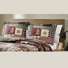 Load image into Gallery viewer, Forest Green Bear Cottage Bedding Quilt Set

