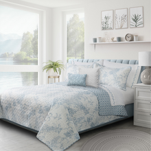 Load image into Gallery viewer, Dream Blue Floral Bedding Quilt Set
