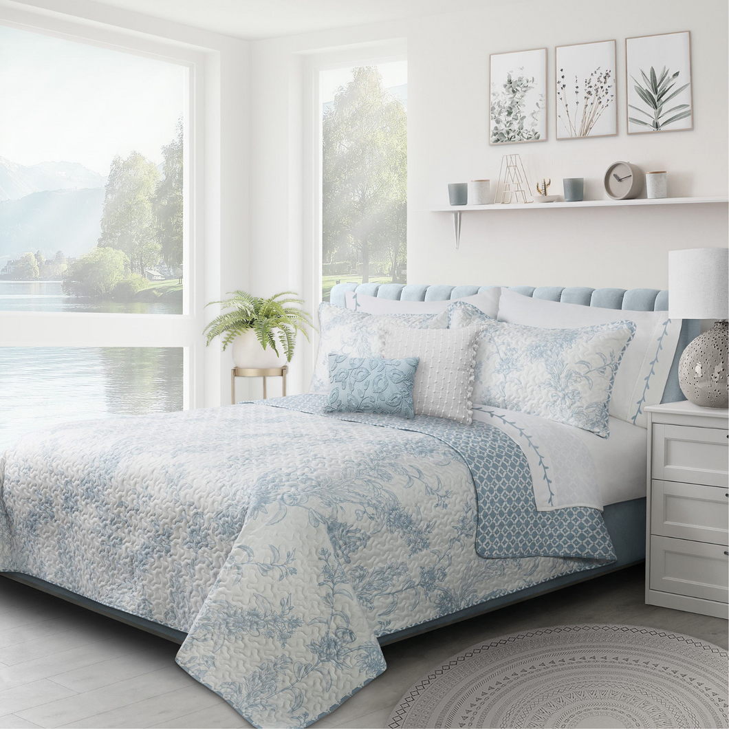 Dream Blue Floral Bedding Quilt Set