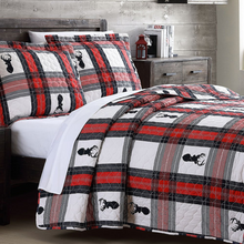 Load image into Gallery viewer, Country Reindeer Plaid 3 Piece Bedding Quilt Set
