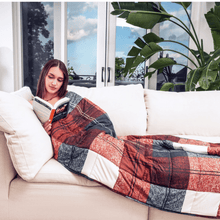 Load image into Gallery viewer, Safdie Weighted Blanket Winter Plaid - Weighted Blanket 10 LBS (4.54 Kg)
